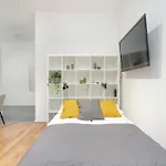 Cozy With Balcony And Free Garage By Renters * 포즈난