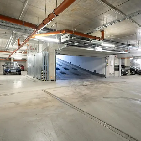 Cozy With Balcony And Free Garage By Renters * Poznań